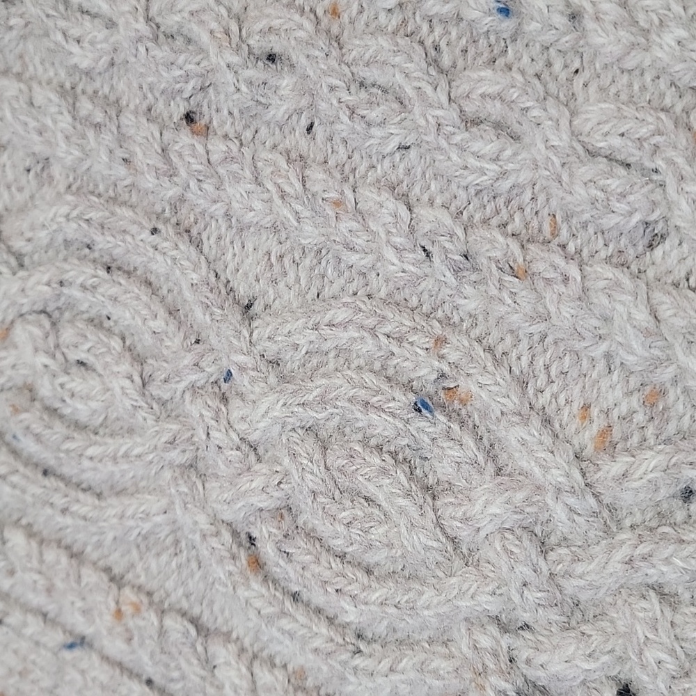 Aran Mor Handknit Merino Wool Cape - Picture 13 of 13